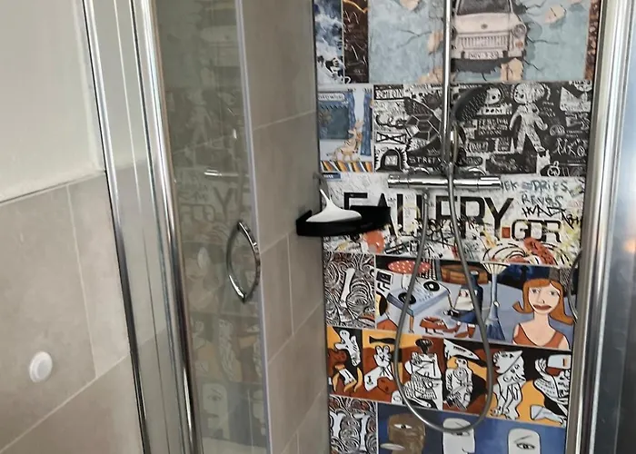 Διαμέρισμα Boardinghouse--business People And Workers, Parking Lot, Wifi, Outdoor Smoking Area *