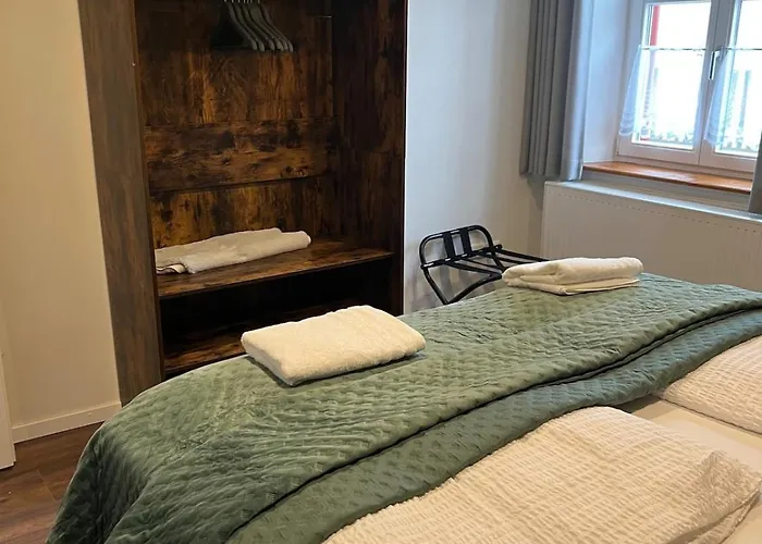 Διαμέρισμα Boardinghouse--business People And Workers, Parking Lot, Wifi, Outdoor Smoking Area Γκούνζμπουργκ