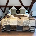 Boardinghouse--business People And Workers, Parking Lot, Wifi, Outdoor Smoking Area