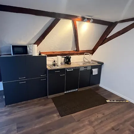 Daire Anna9 Boardinghouse--business People And Workers, Parking Lot, Wifi, Vat Invoice