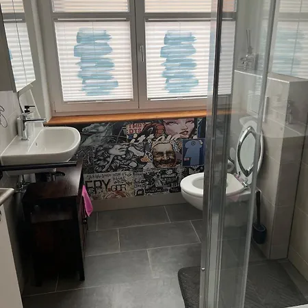 Anna9 Boardinghouse--business People And Workers, Parking Lot, Wifi, Vat Invoice Apartman