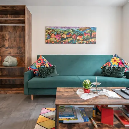 City Boardinghouse ,Single Bed, Wifi ,Parking, Vat Invoice, Highway A8 Appartamento Günzburg